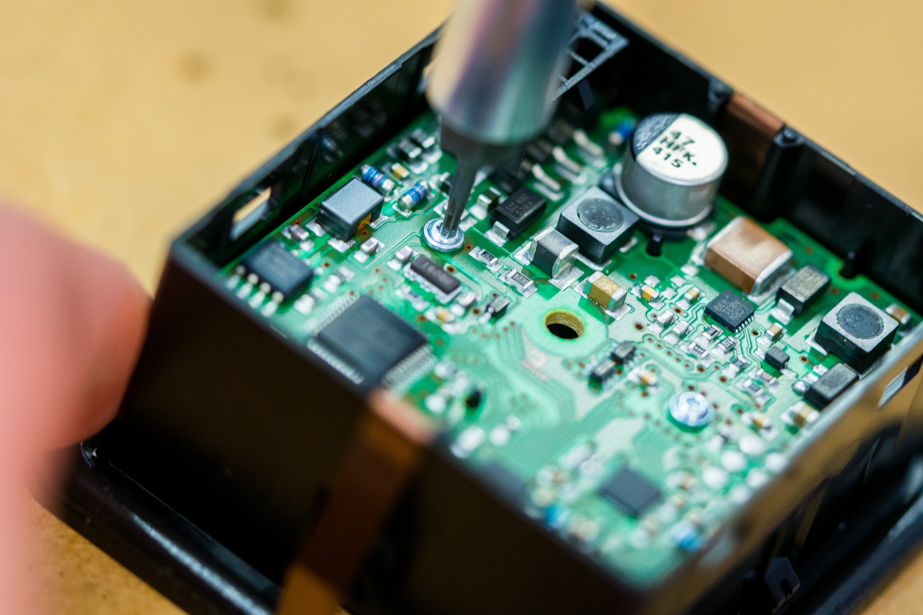 Bild zur Stelle Elektroniker Projektentwicklung / Field Application Engineer für Fahrzeugelektronik (m/w/d) (m/w/d) 