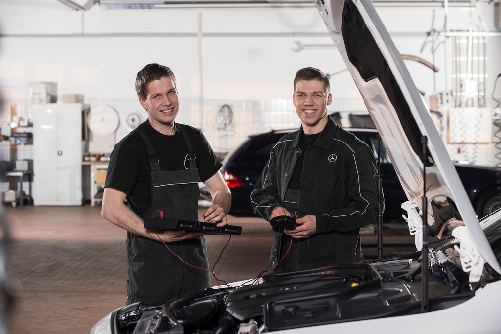 Bild zur Stelle Ausbildung - KFZ-Mechatroniker (m/w/d) Personenkraftwagentechnik - 2024