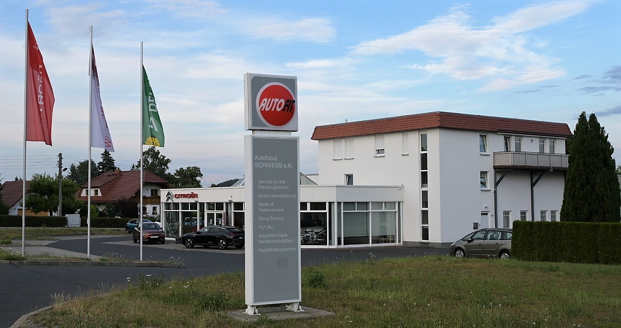 Bild zur Stelle Kraftfahrzeugmechatroniker (m/w/d)