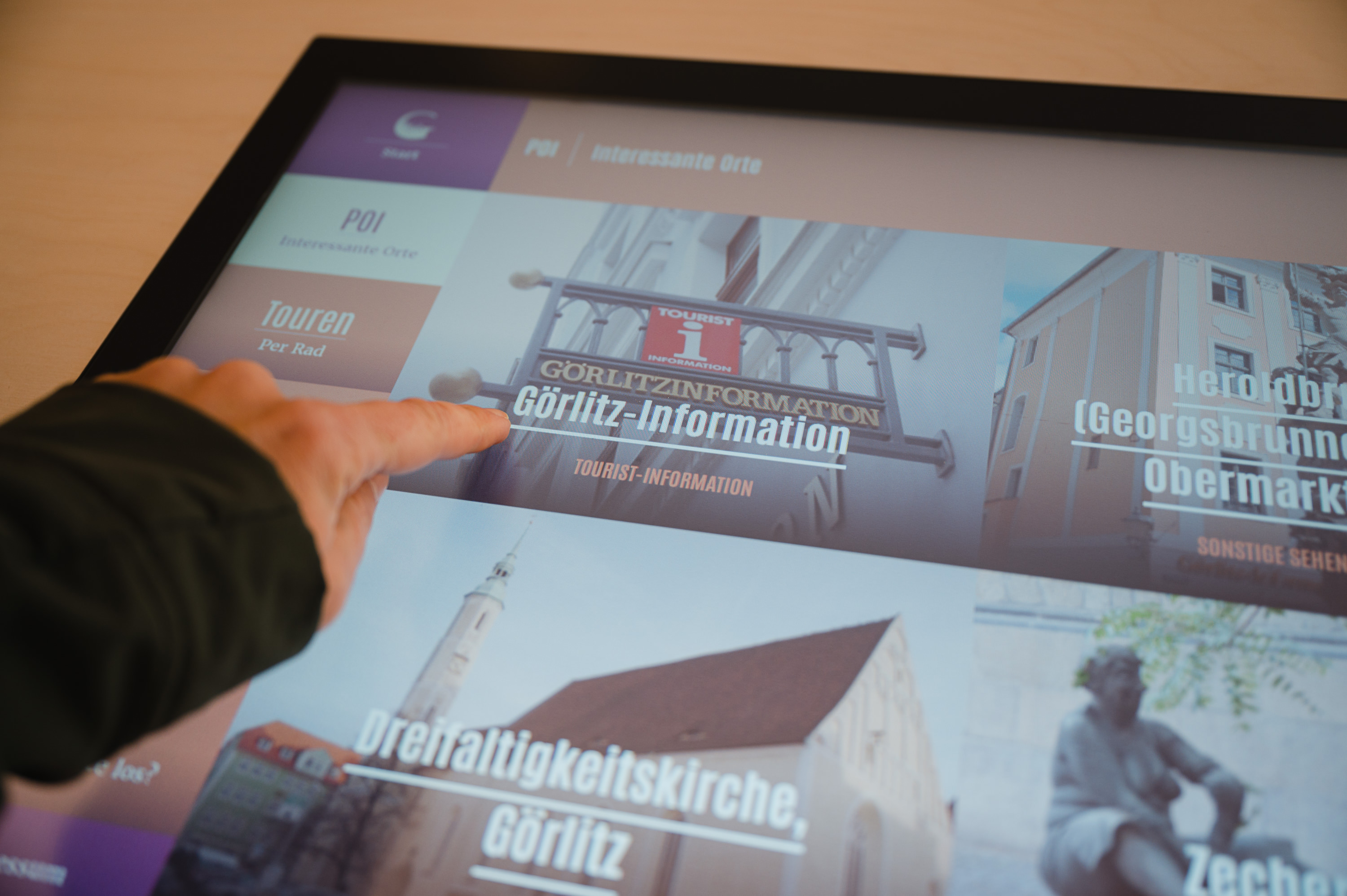 Bild zur Stelle studentische Hilfskraft zur Unterstützung des Bereichs Marketing & Onlinemedien (m/w/d)