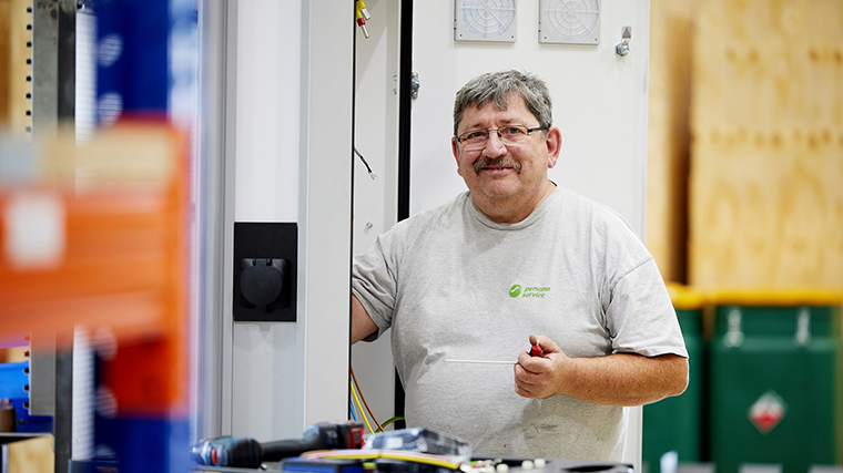 Bild zur Stelle Elektroniker (m/w/d)