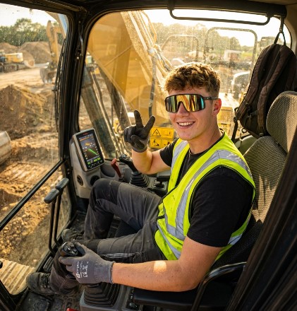 Bild zur Stelle AUSBILDUNG zum Baugeräteführer (m/w/d)  2026