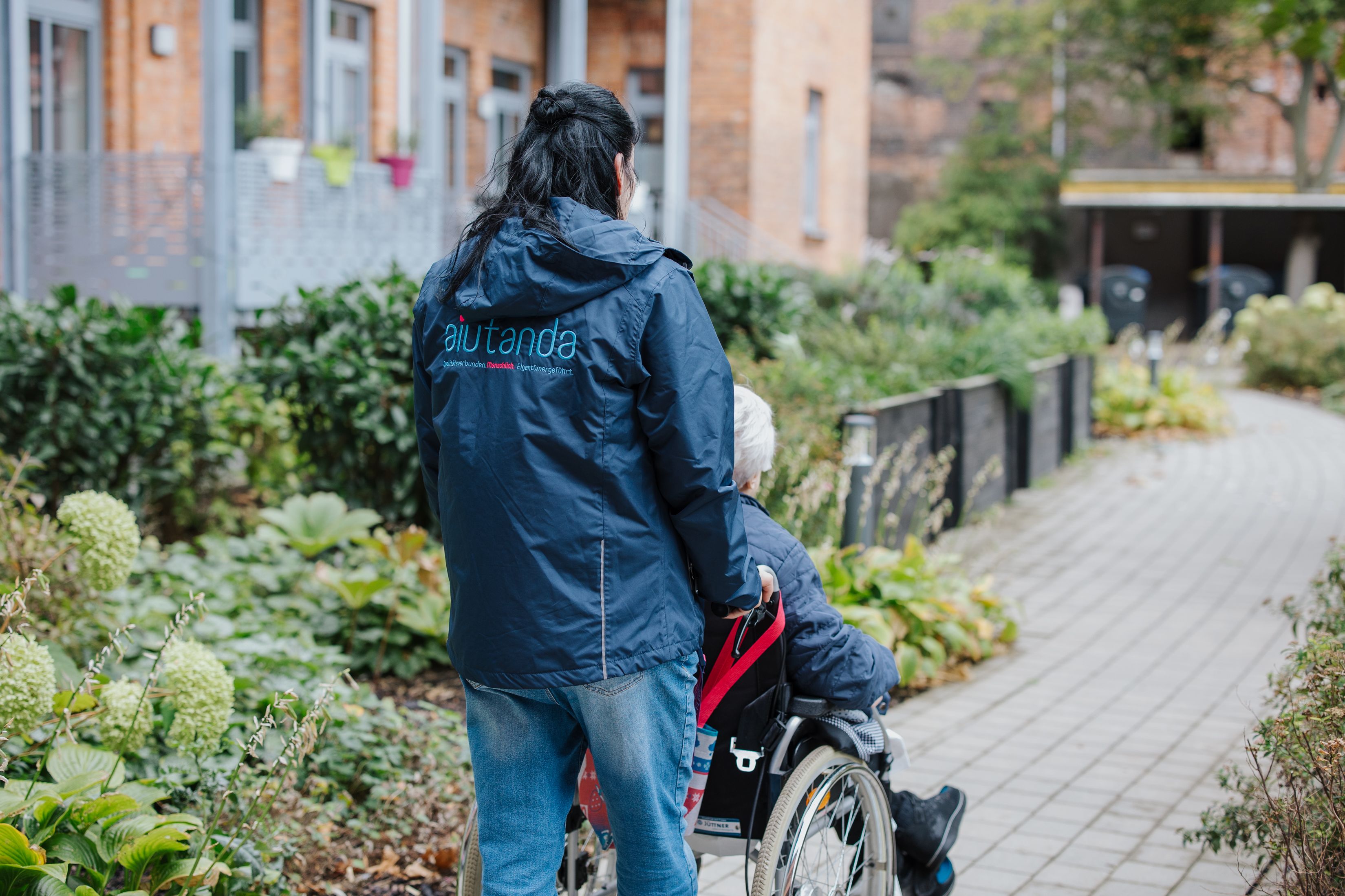 Bild zur Stelle Pflegehelfer | ambulante Pflege (m/w/d)