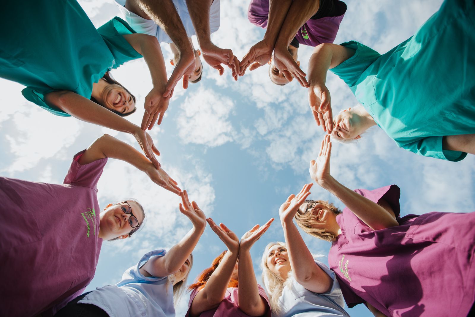 Bild zur Stelle Pflegefachkraft | Intensivpflege (m/w/d) 