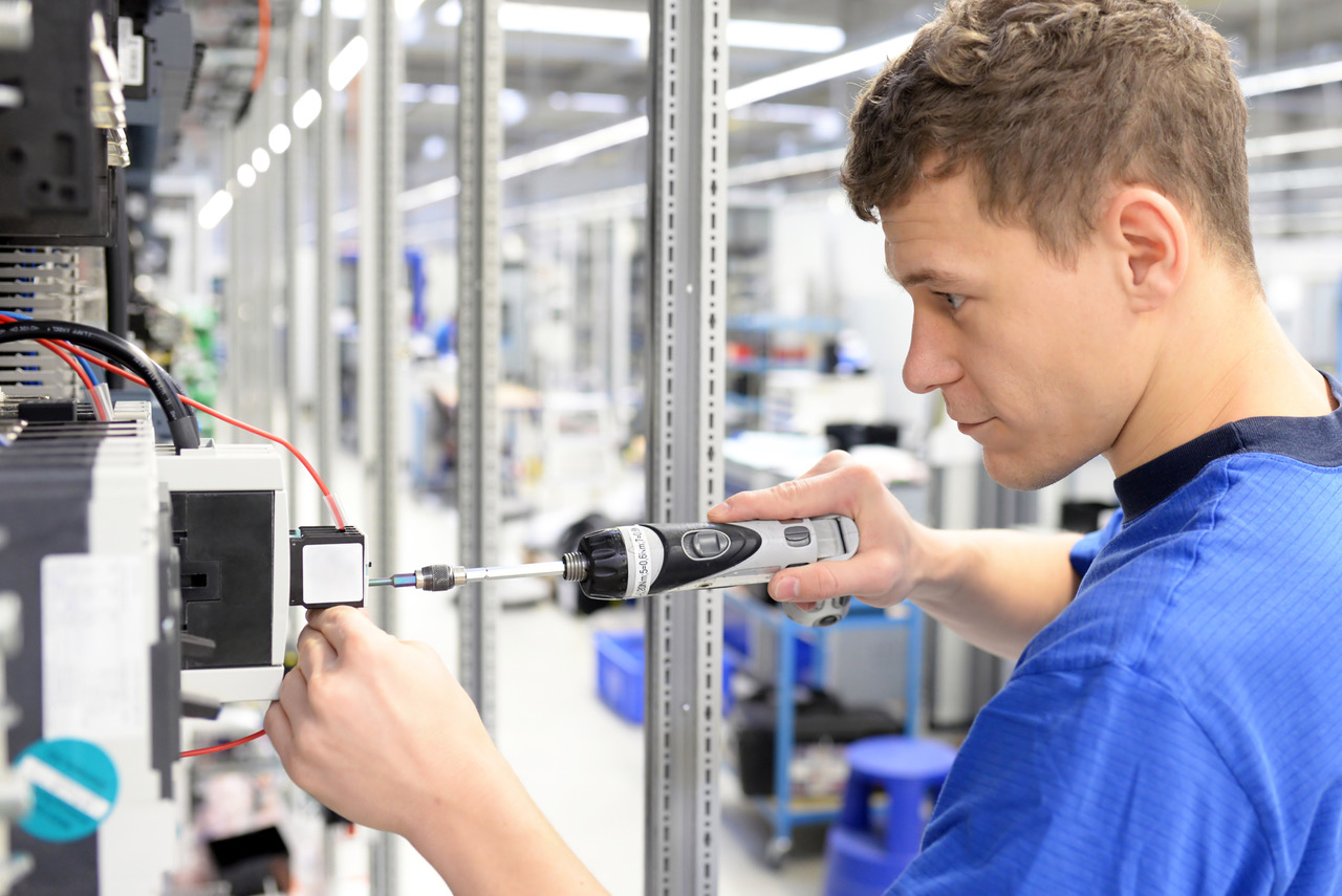 Bild zur Stelle Elektroniker (m/w/d)