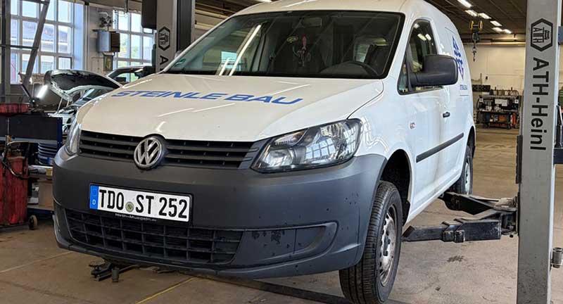 Bild zur Stelle KfZ-Schlosser/ KfZ-Mechatroniker (w/m/d)